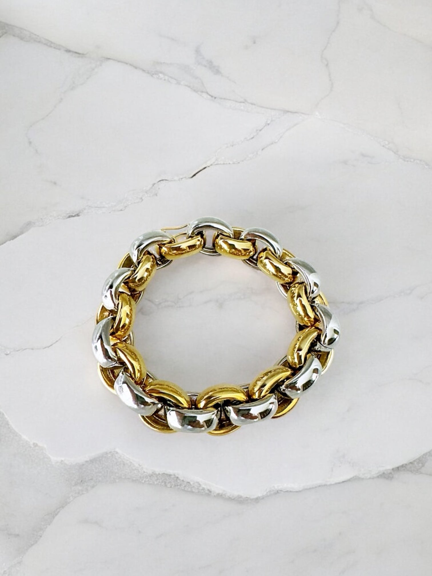 Agade bold two tones bracelet