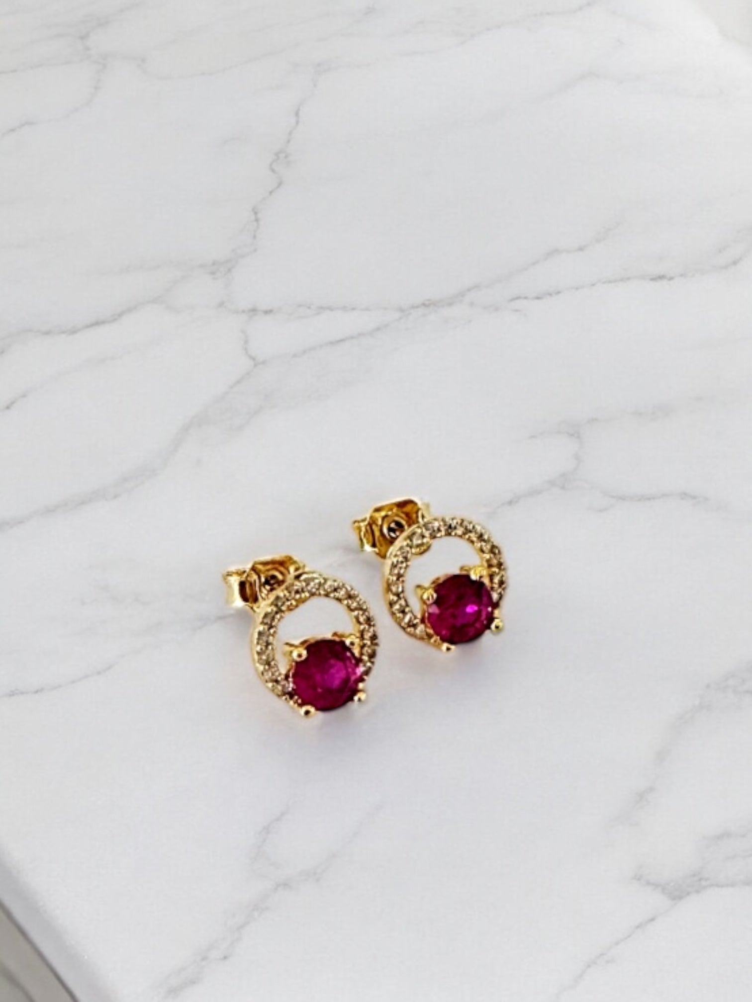 Yadira crystal earring