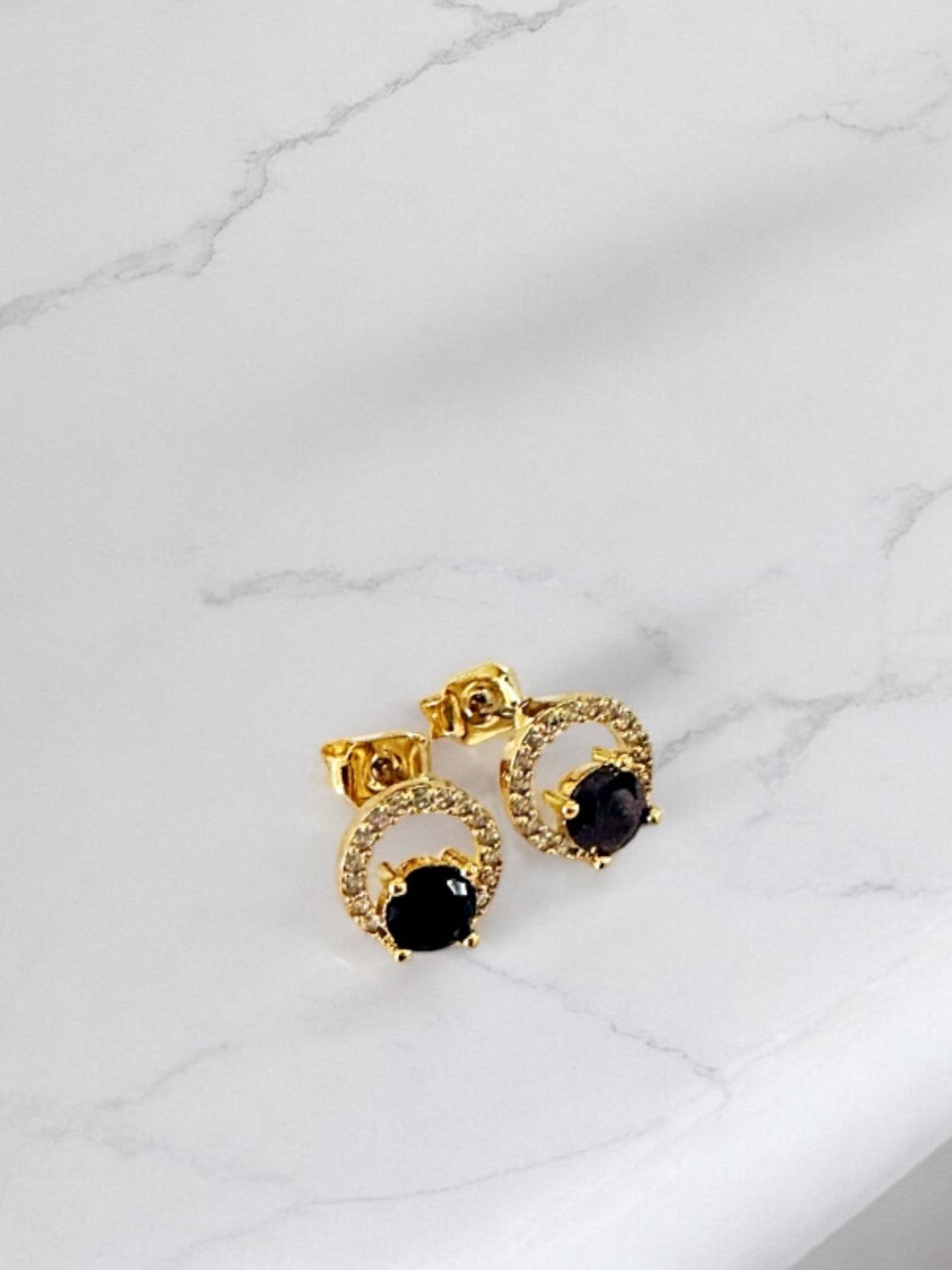 Yadira crystal earring