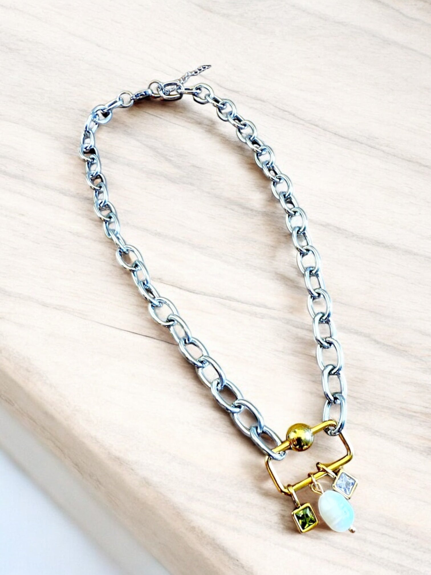 Rina crystal charms necklace